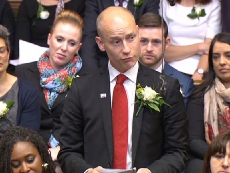 Stephen Kinnock tells MPs Jo Cox would have been 'outraged'
