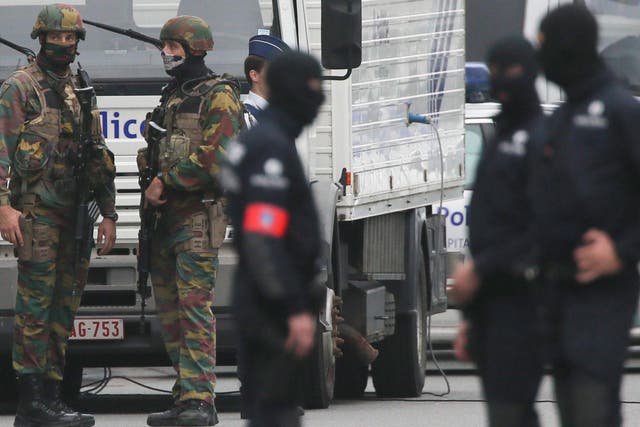 A man sparked an anti-terror operation in central Brussels after claiming he was wearing an explosives belt that could be triggered remotely