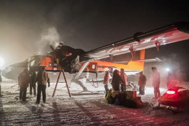 The rescue plane arrives at the south pole