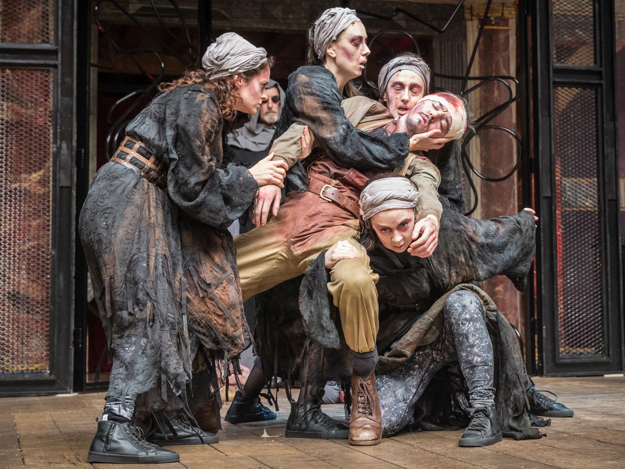 L-R: Danielle Bird (Witch), Scarlett Brookes (Witch), Terence Keeley (Captain), Nadia Albina (Witch) and Kerry Gooderson (Witch) in Iqbal Khan’s Macbeth