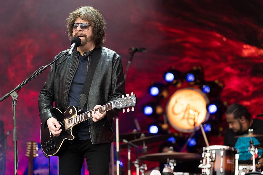 Jeff Lynne performing with ELO at Glastonbury in 2016