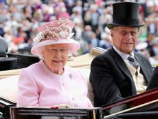 Queen makes 'personal donation' to Italy earthquake relief fund