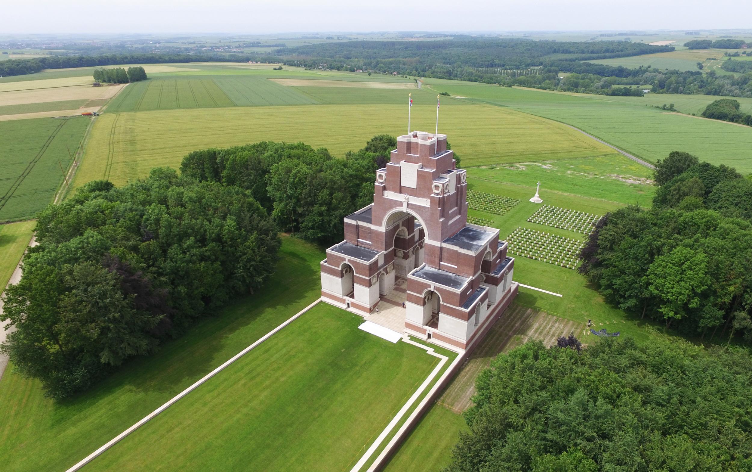 Battle of the Somme centenary: What happened and why it is the defining 