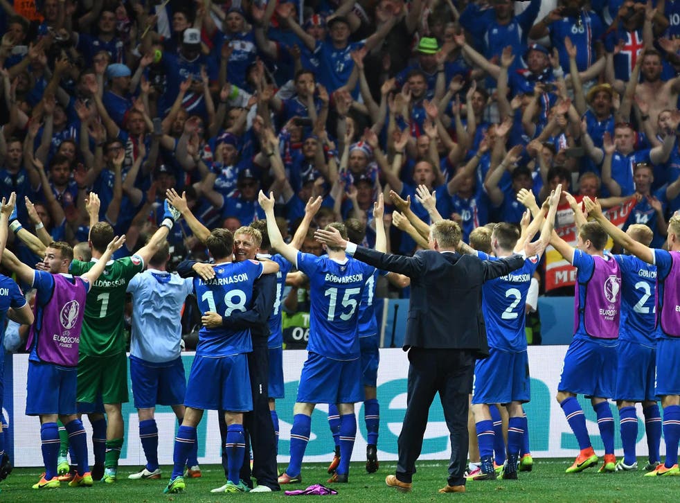 Iceland's players celebrate eliminating England at Euro 2016