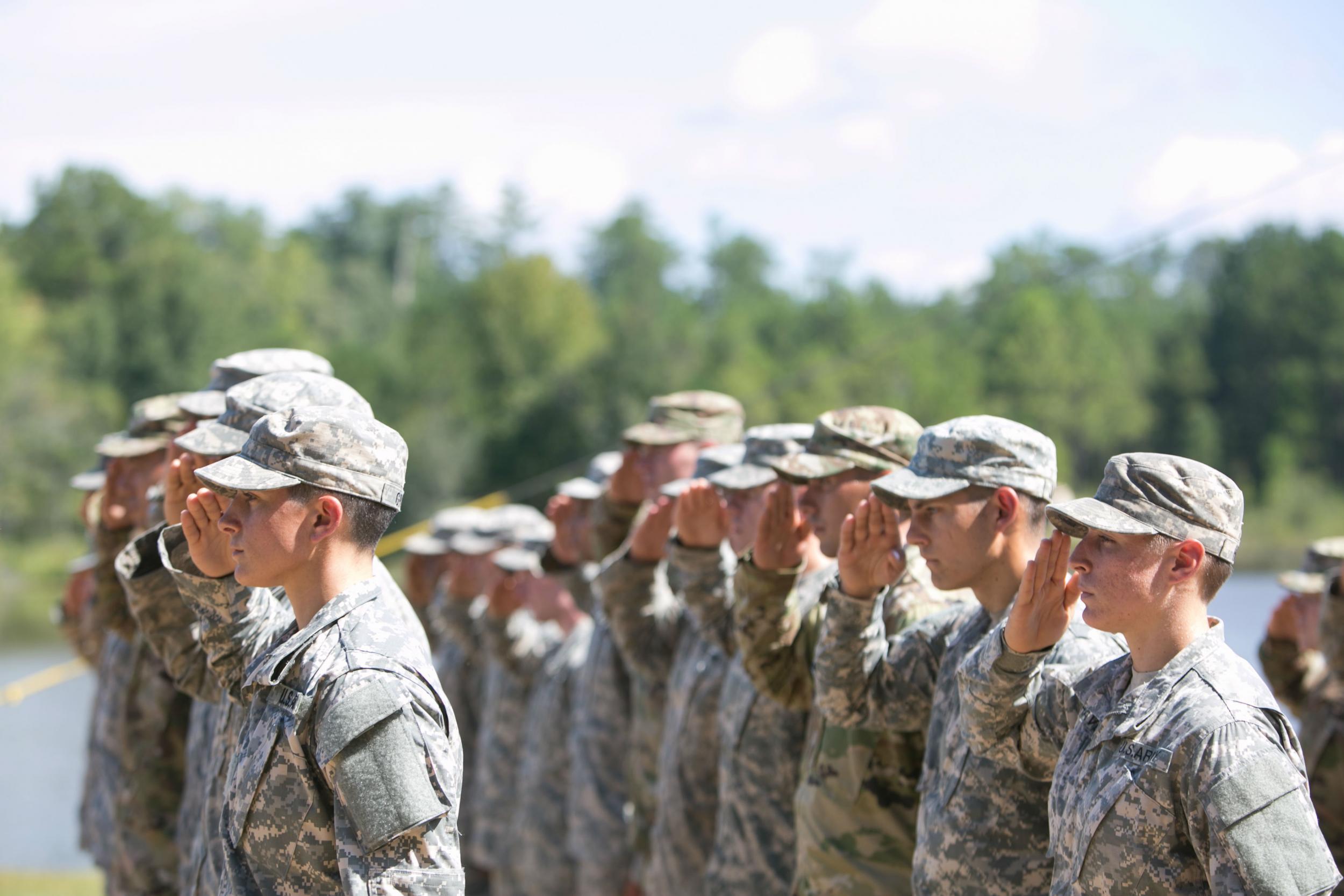 Two women graduate from the US Army Rangers training