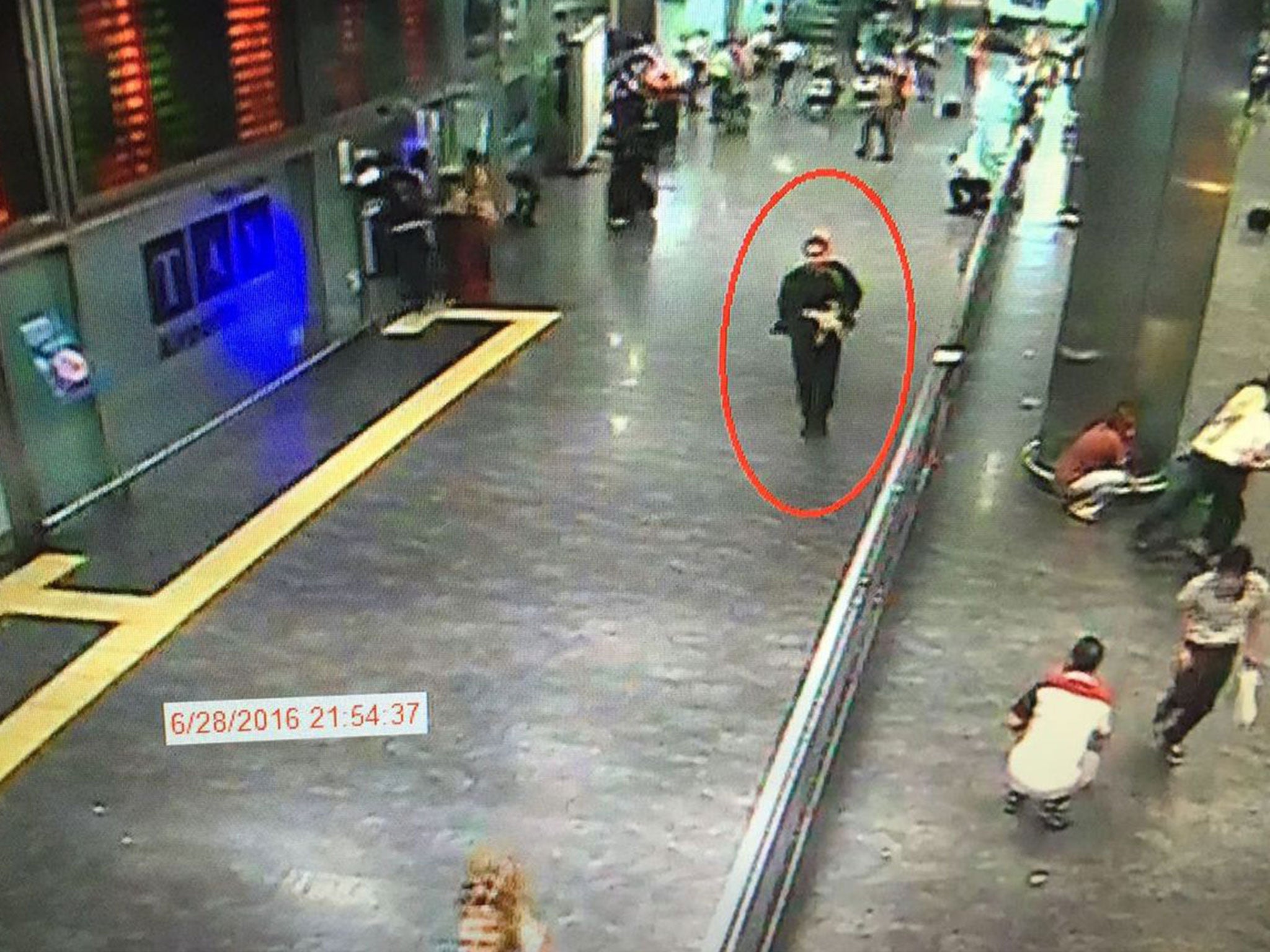 One of the suicide bomber at Istanbul Ataturk International Airport on the security cam