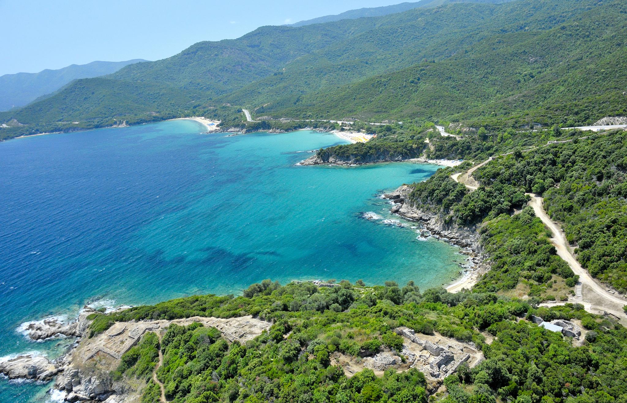While away an afternoon walking the beautiful coastline of?Halkidiki