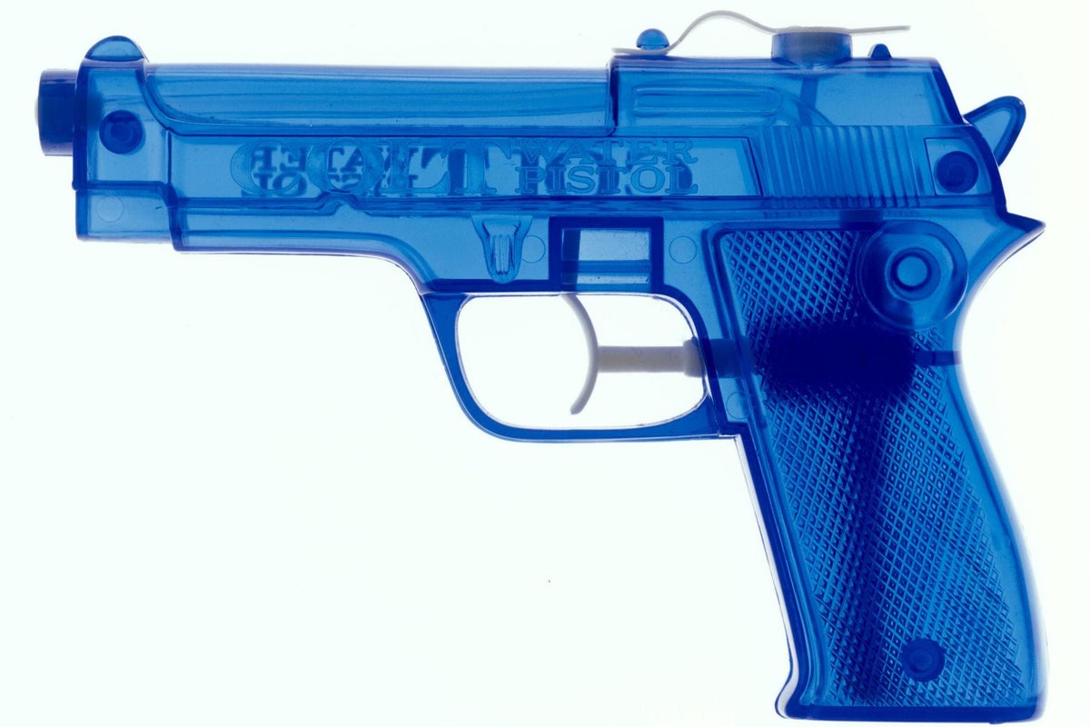 Police tell public not to play with water guns as toys mistaken for ...