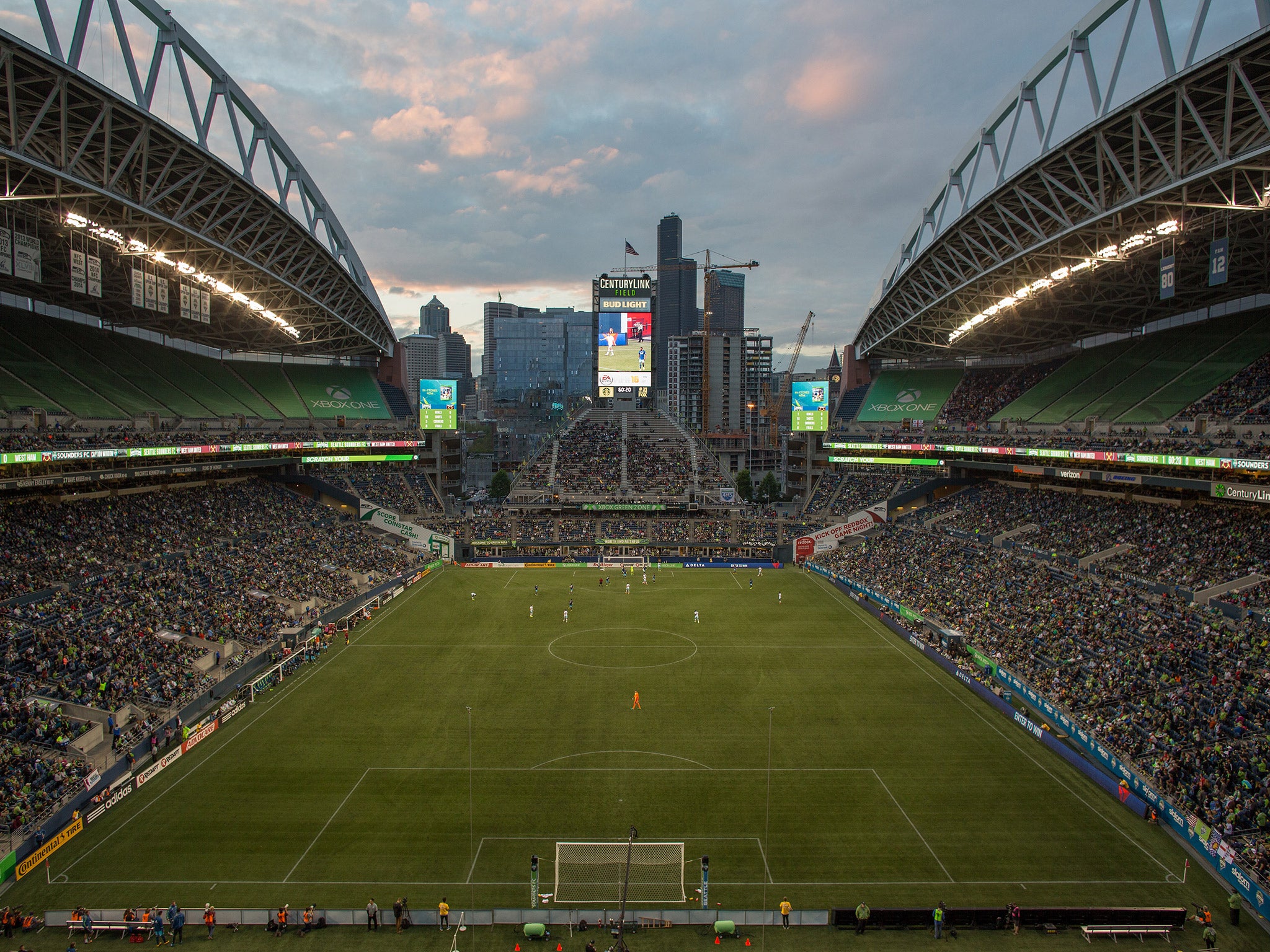 West Ham suffered a 3-0 defeat by Seattle Sounders at CenturyLink Field