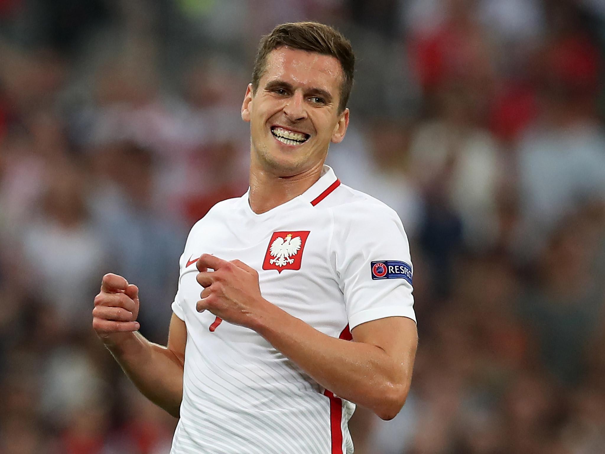 Milik will be able to receive messages from fans