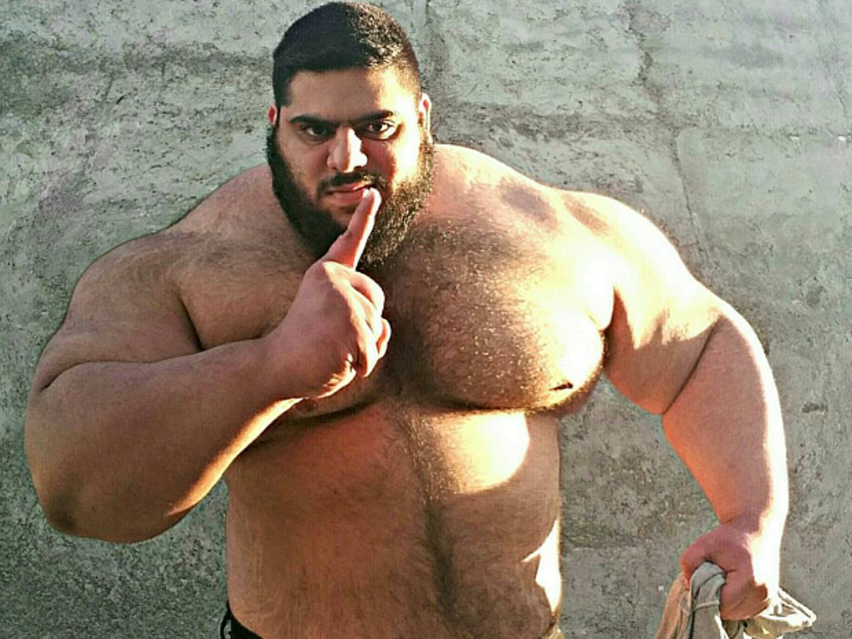 Body builder Sajad Gharibi known as &#39;Iranian Hulk&#39; signs up to fight Isis  in Syria | The Independent | The Independent