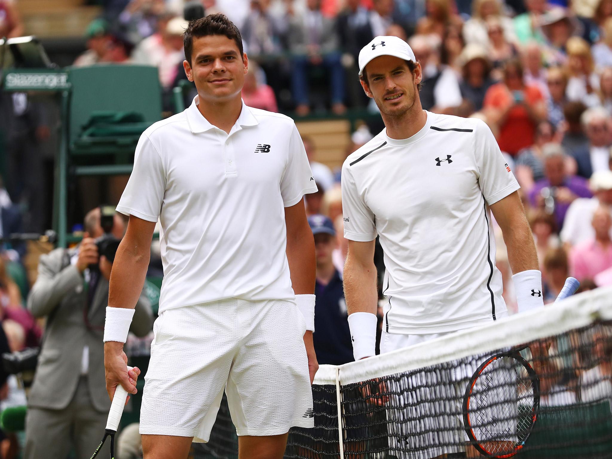 Raonic and Murray pose for the traditional pre-final photograph.