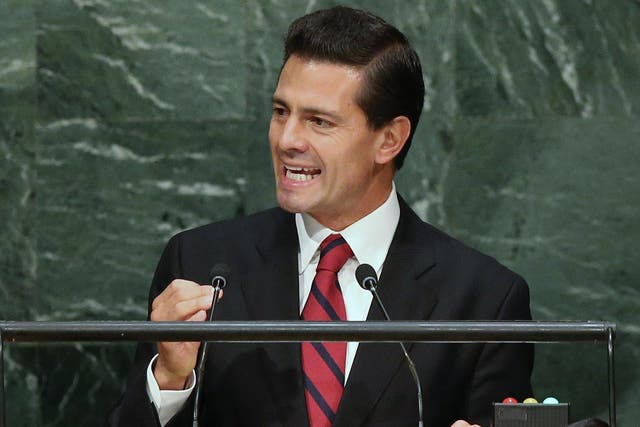 Enrique Peña-Nieto says that one million people cross the border between Mexico and the US every day