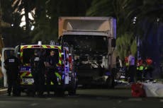 Read more

At least 77 dead after lorry crashes in Bastille Day crowd