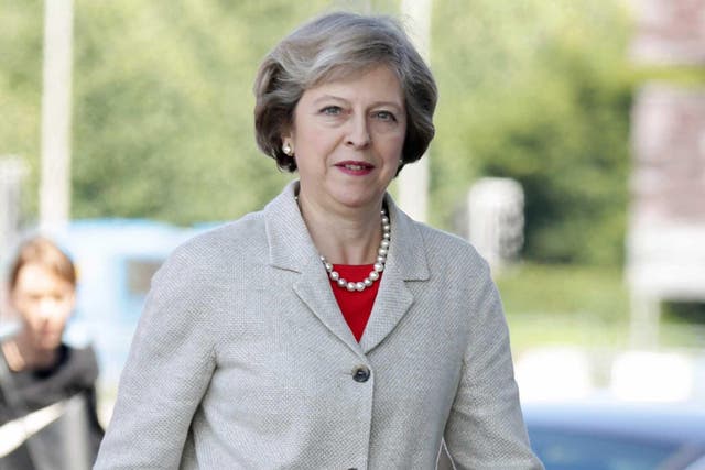 Theresa May's pay proposals backed by top fund manager