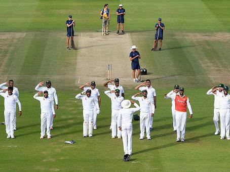 
Pakistan players celebrate their first Test victory at Lord's (Getty) 