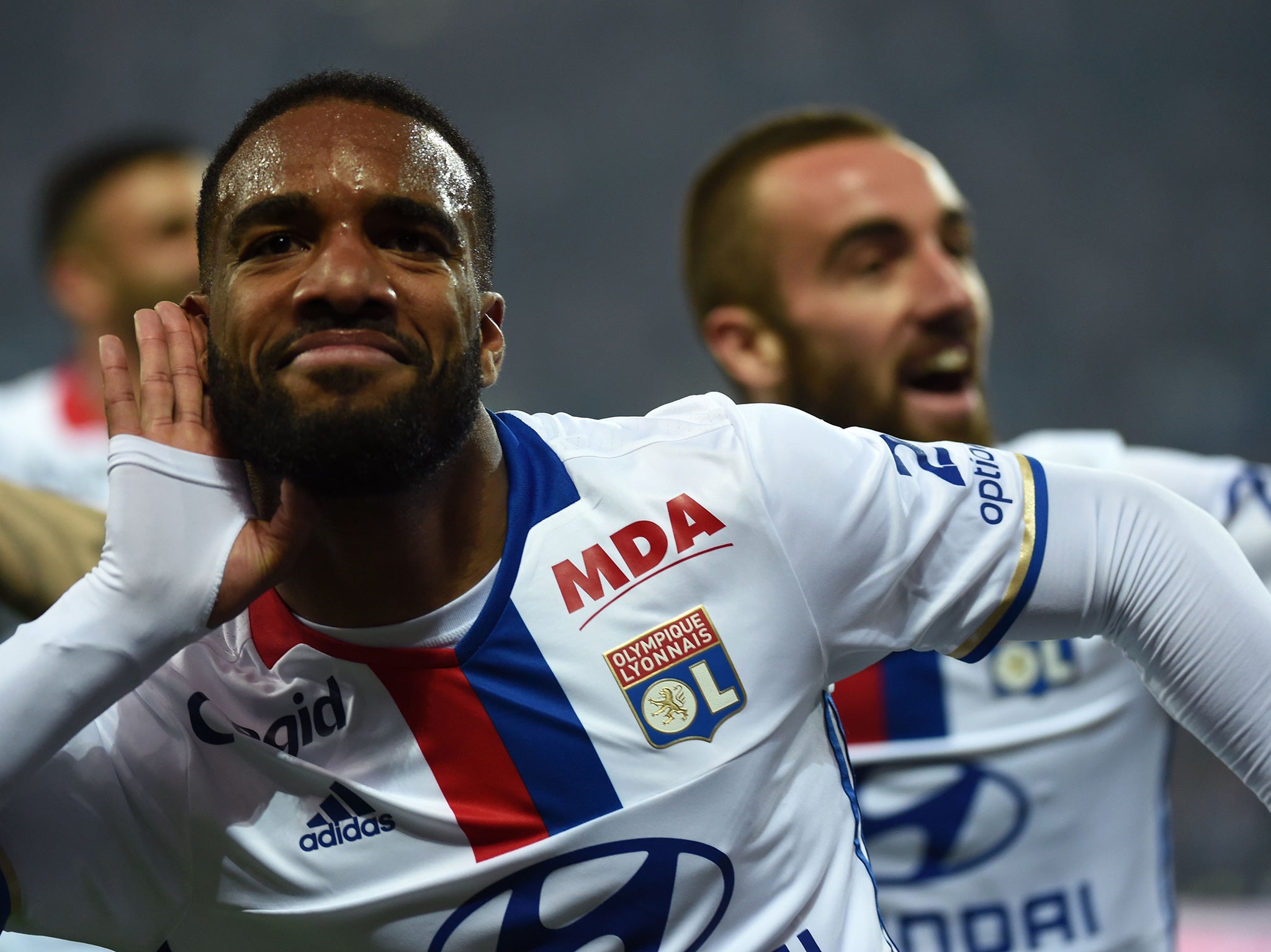 Lacazette reportedly asked to leave Lyon earlier this summer