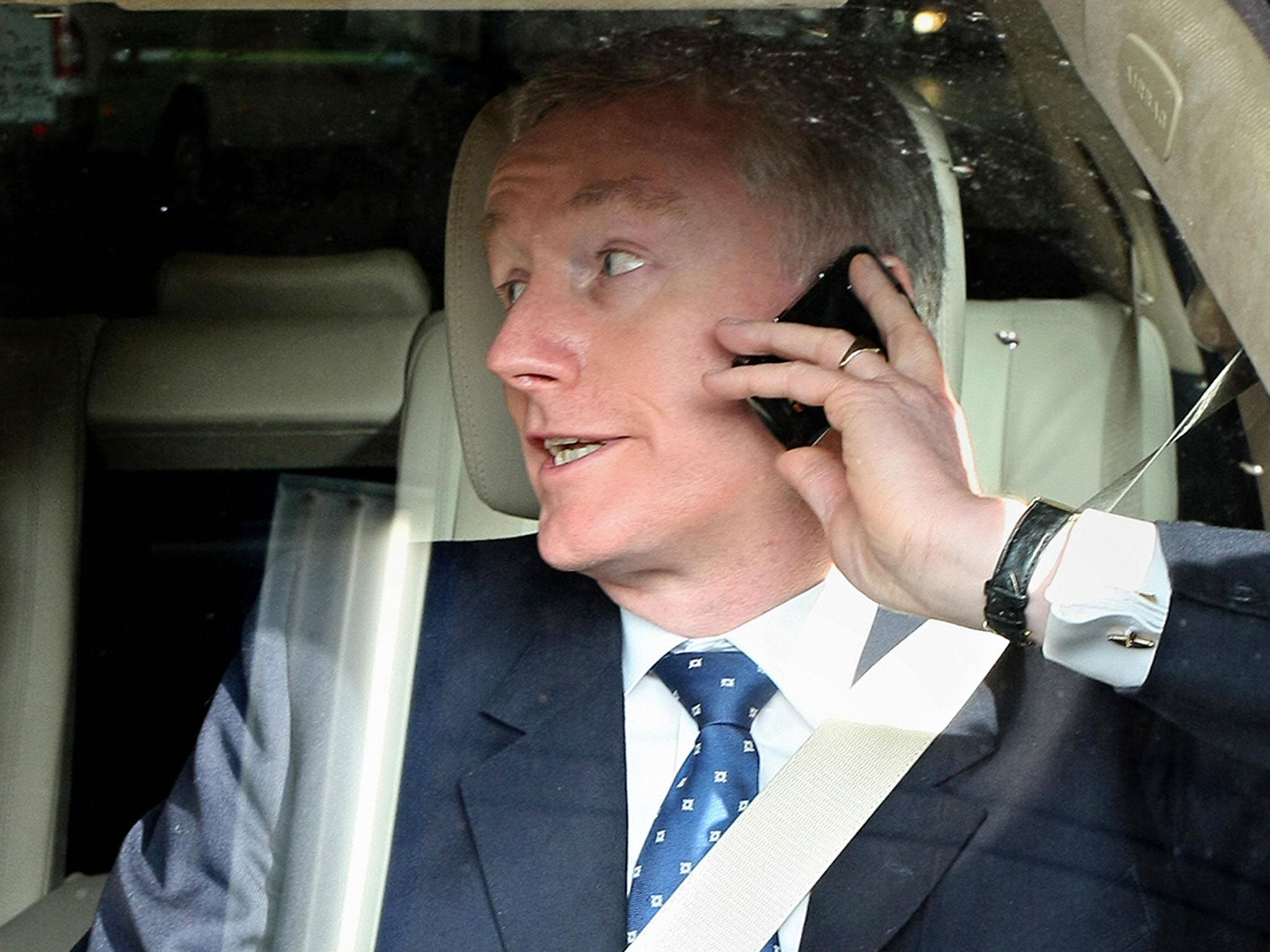 Fred Goodwin has avoided court after shareholders accepted a £200m settlement