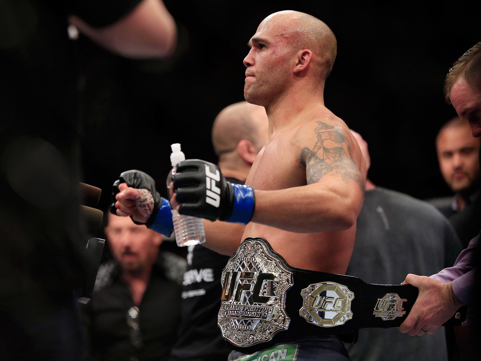 Robbie Lawler defends his UFC welterweight championship at UFC 201 against Tyron Woodley