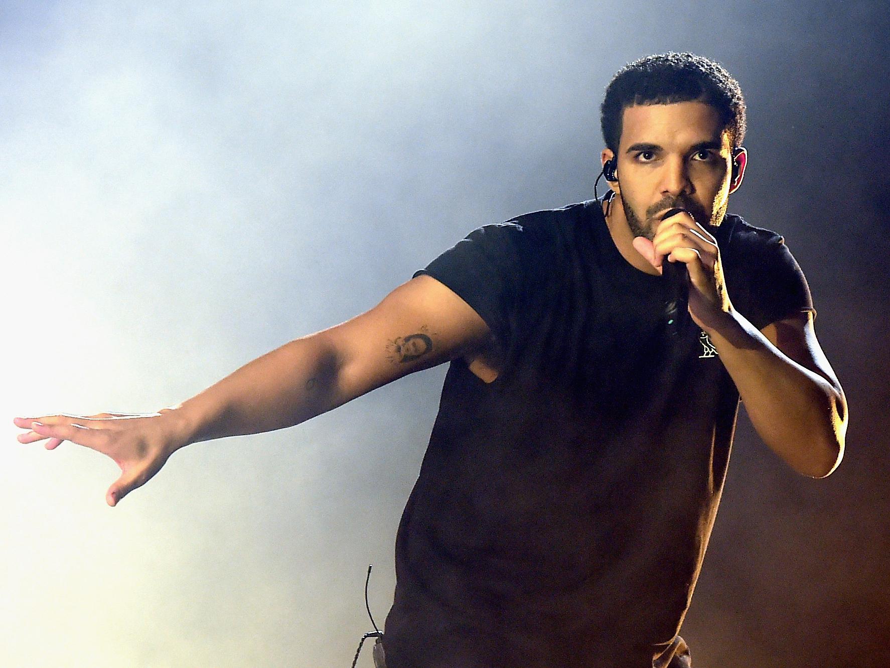 Drake’s One Dance now sits at number five in the UK singles chart