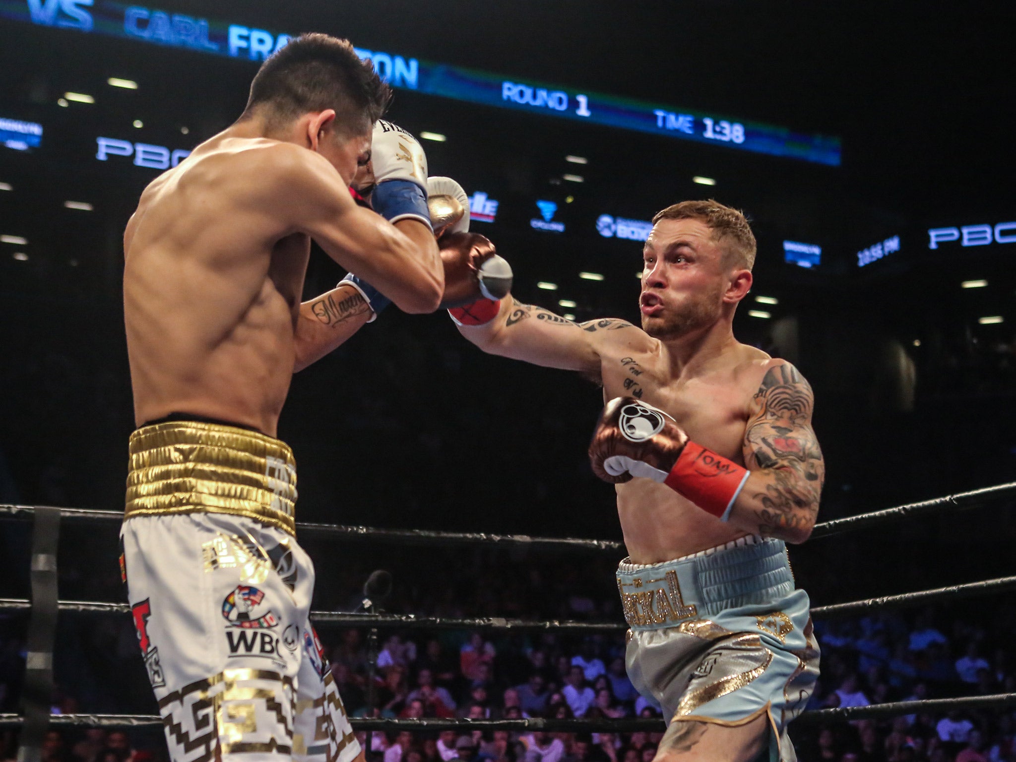 Frampton made a fast start to take the early rounds and build a lead