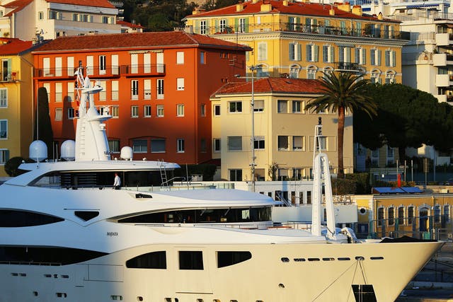 Senior military personnel stayed on a luxury superyacht