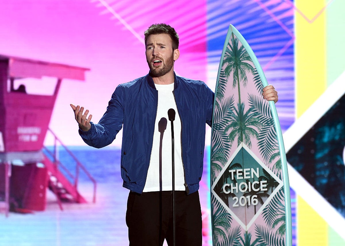 Teen Choice Awards 2016 Complete List Of Winners Including Star Wars Jennifer Lawrence And Captain America The Independent The Independent