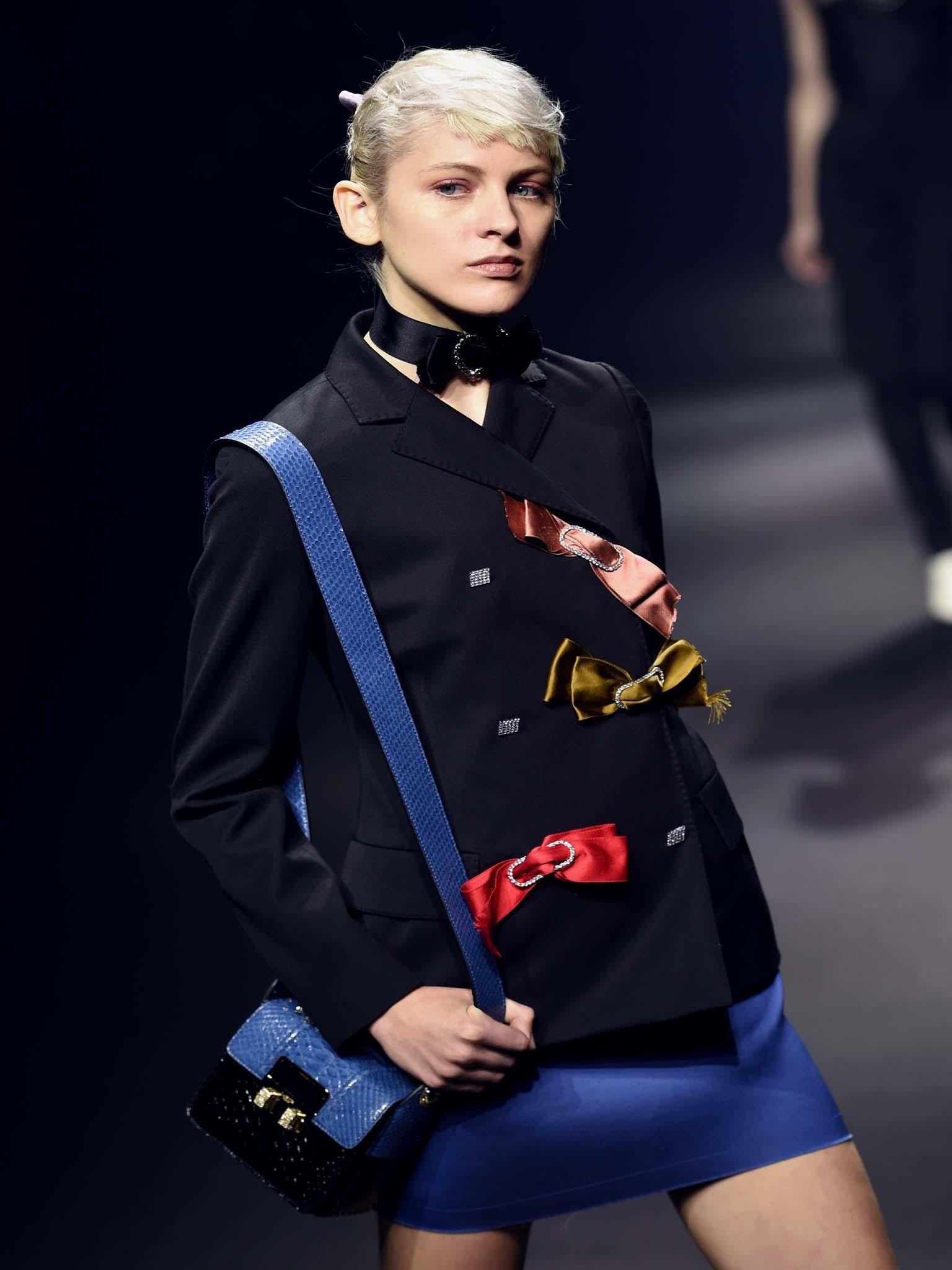 Lanvin Spring Summer 2016 shows you can never reach peak bow