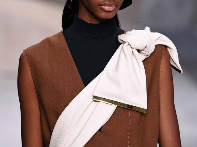 This Marni Spring Summer 2016 look makes for a perfect transition to the fall 