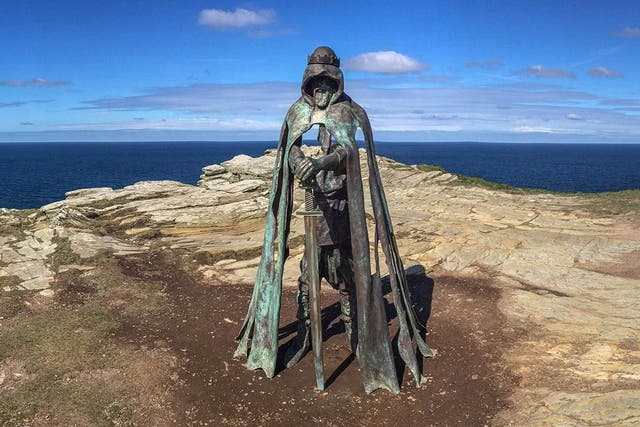 A statue of King Arthur at Tintagel 
