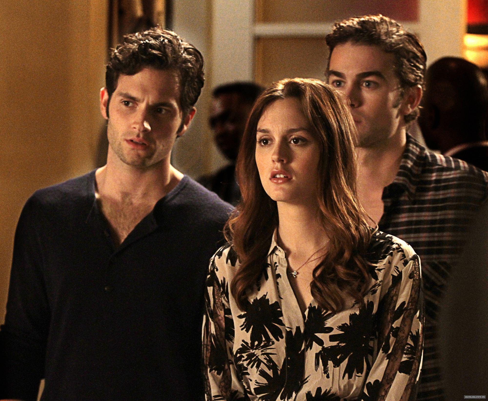 Gossip Girl creators lured to Netflix for young adult book