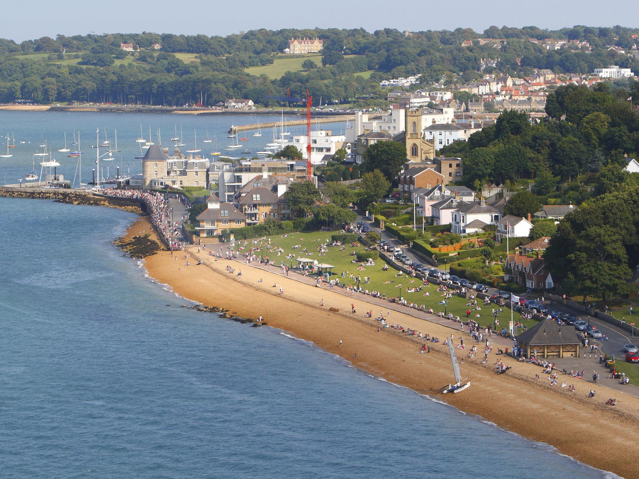 &#13;
Sir David Hoare has been attacked as offensive and out of touch after his remarks about the Isle of Wight &#13;