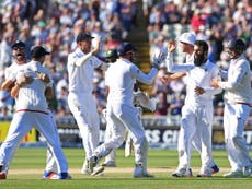 Read more

Woakes and Finn inspire England to third Test win and take series lead