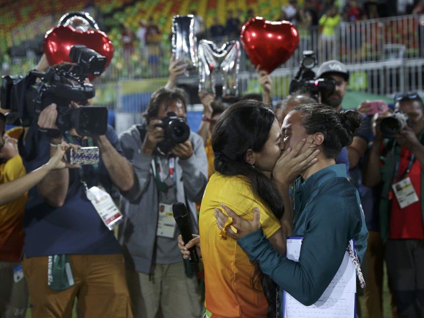 Rio 2016 Olympic athlete Isadora Cerullo gets engaged to girlfriend on rugby field The Independent The Independent image