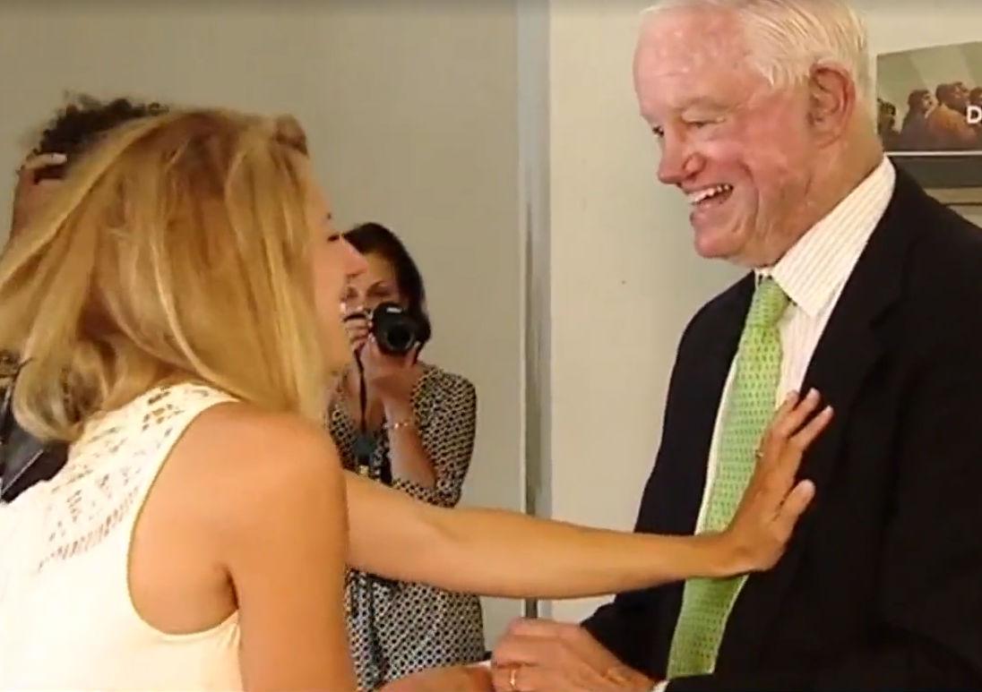 The bride tracked down the man who had received her father's heart