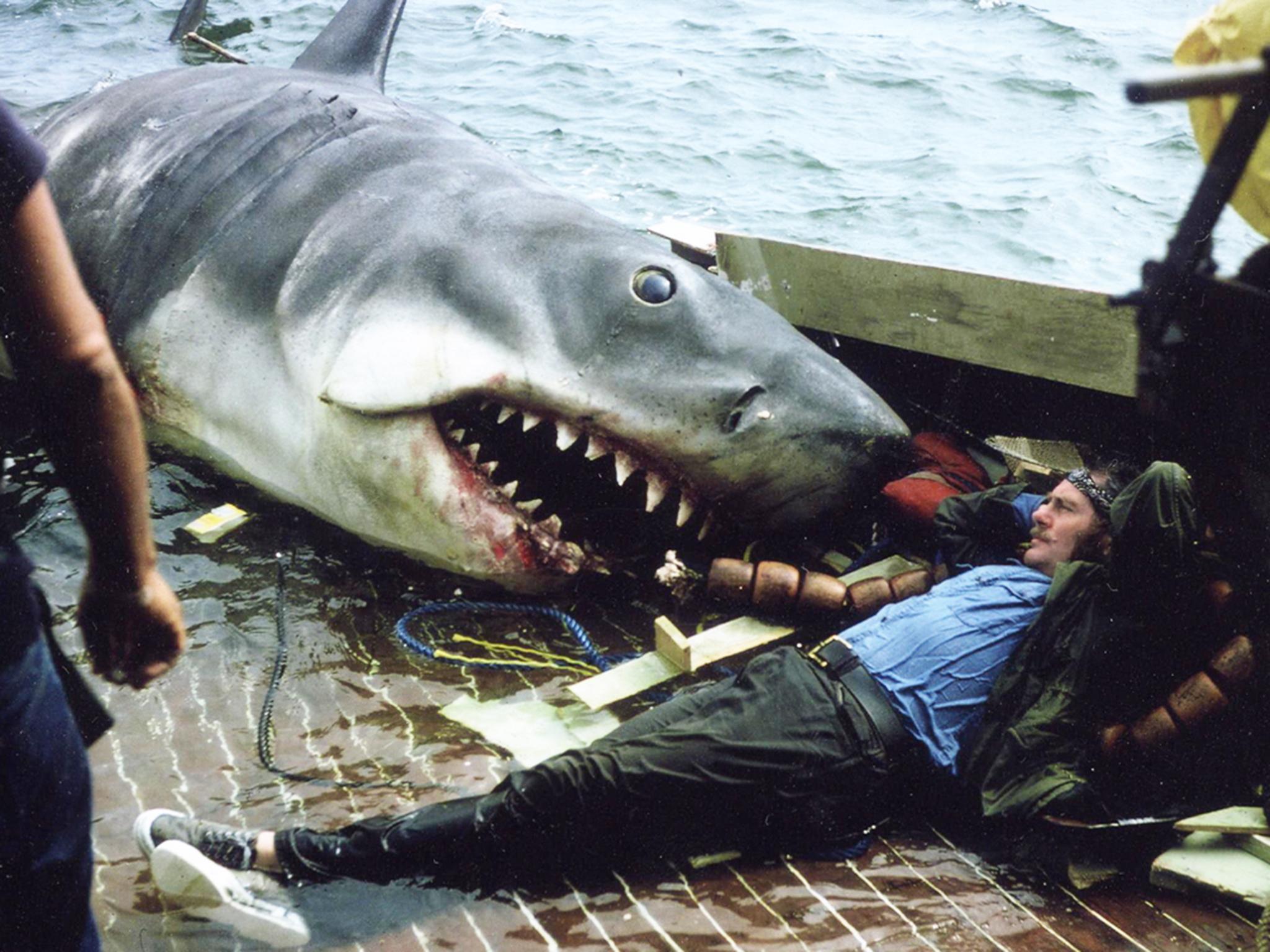 Robert Shaw and "Bruce" the shark behind the scenes of Jaws (1975)
