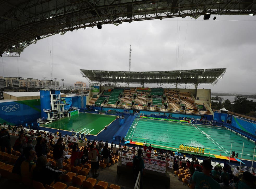 The US water polo team said the chlorine levels were making it difficult to see following his team's 6-3 victory over France