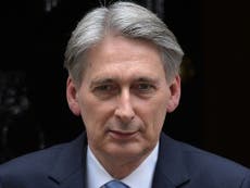 Read more

Government will not pursue 'hard Brexit' says Hammond