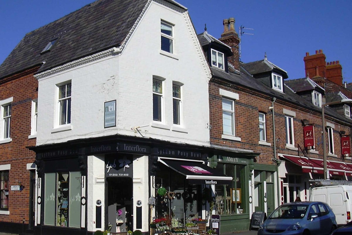 Police Hunt Naked 'Gimp Mask' Man Roaming Lytham Streets