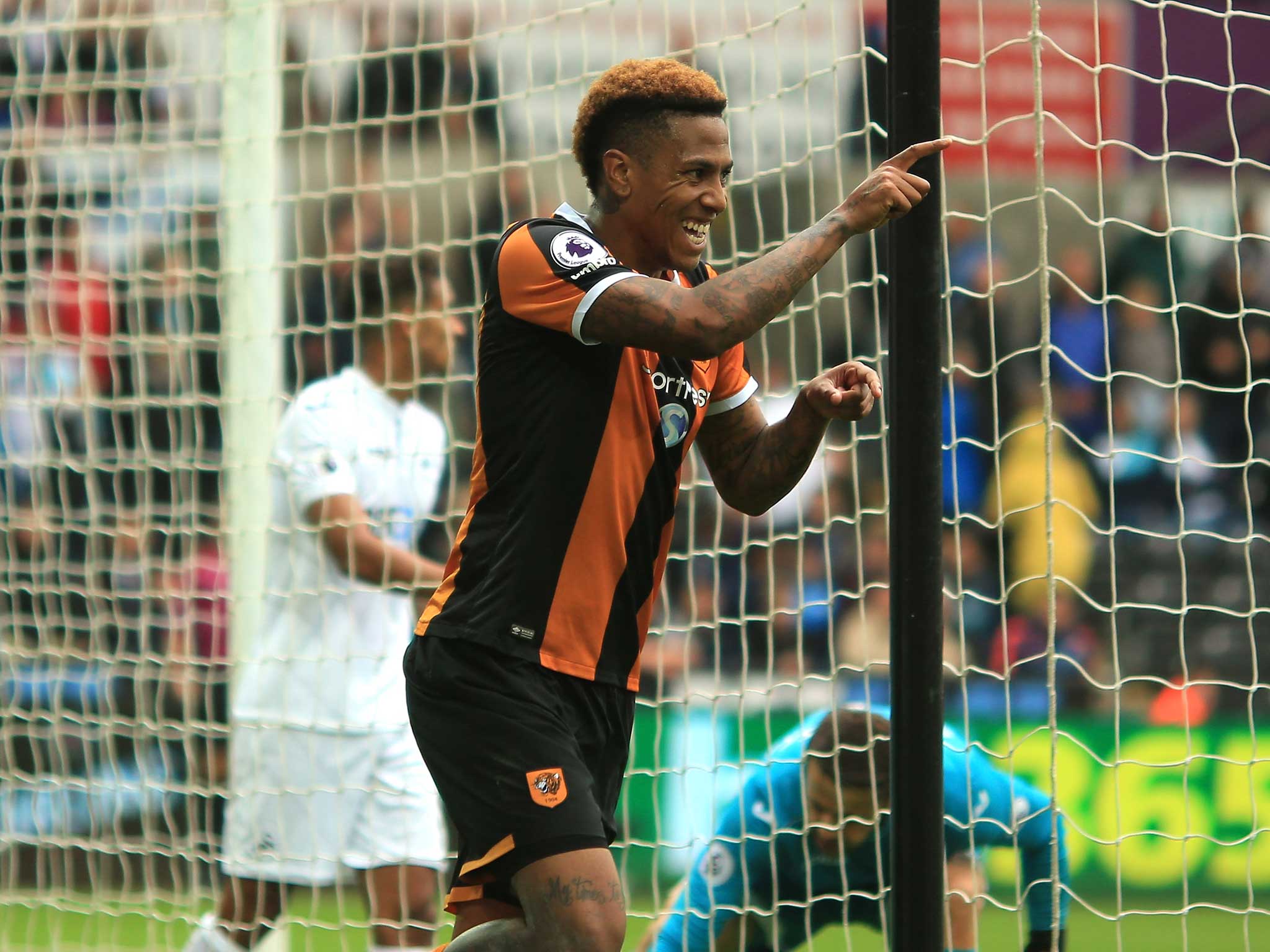 Abel Hernandez celebrates scoring Hull's second