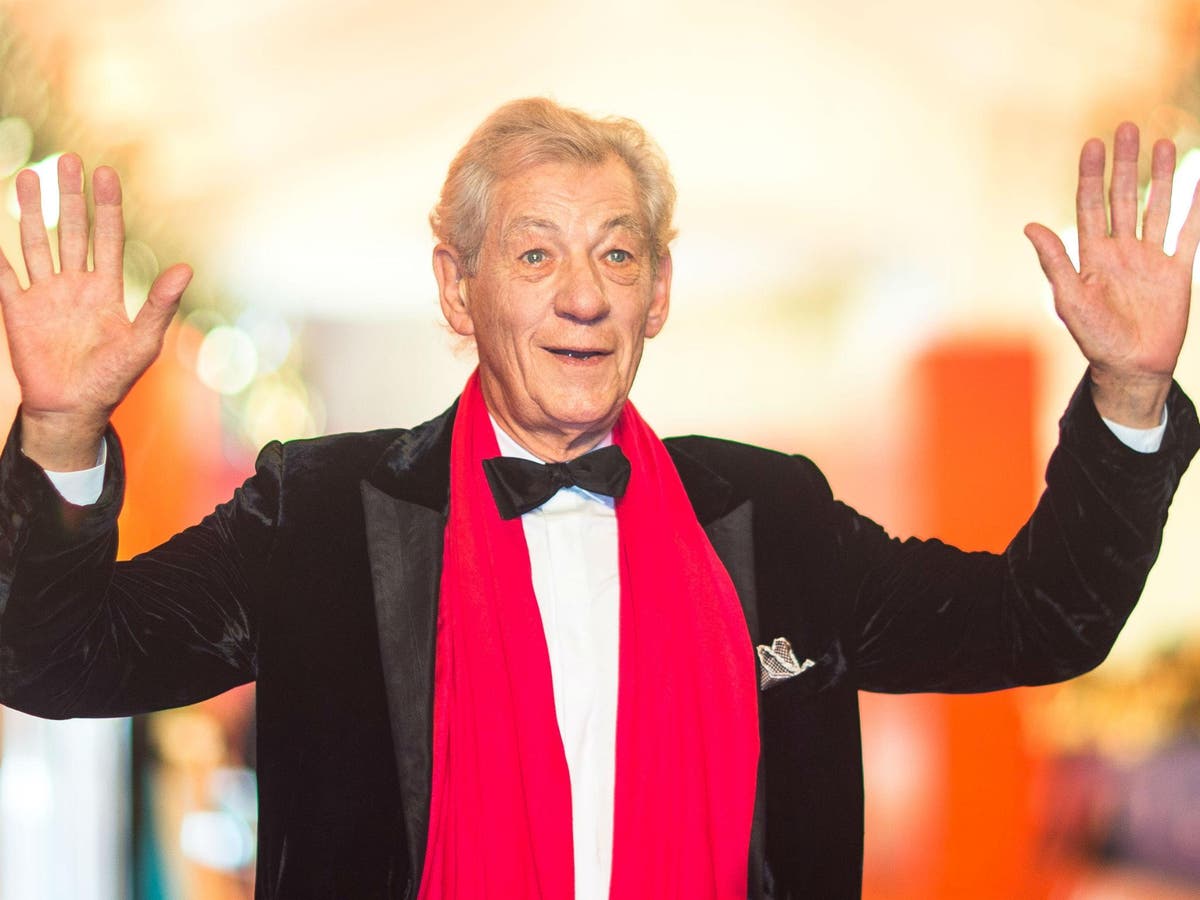 Ian Mckellen Claims Women Offered Sex To Directors Early In His Career The Independent The