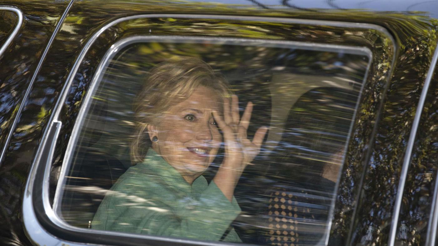 In the last days of summer, Clinton is hopscotching between private parties