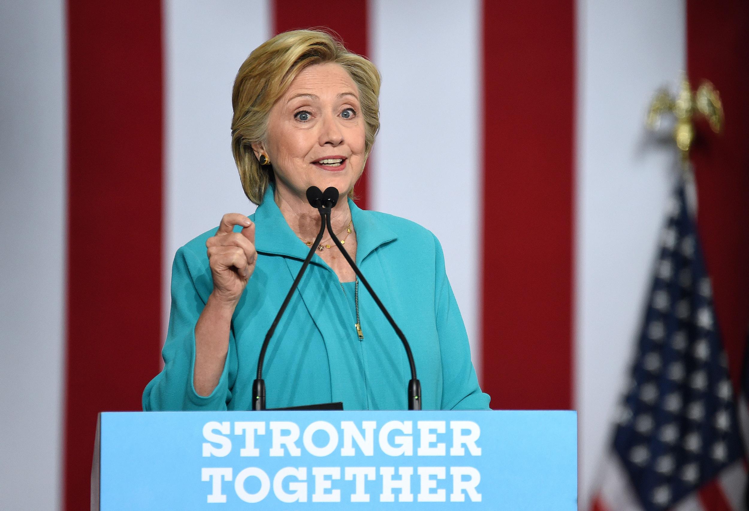 Hillary Clinton 'collapse': Video shows Democrat 'fainting' at 9/11 ...