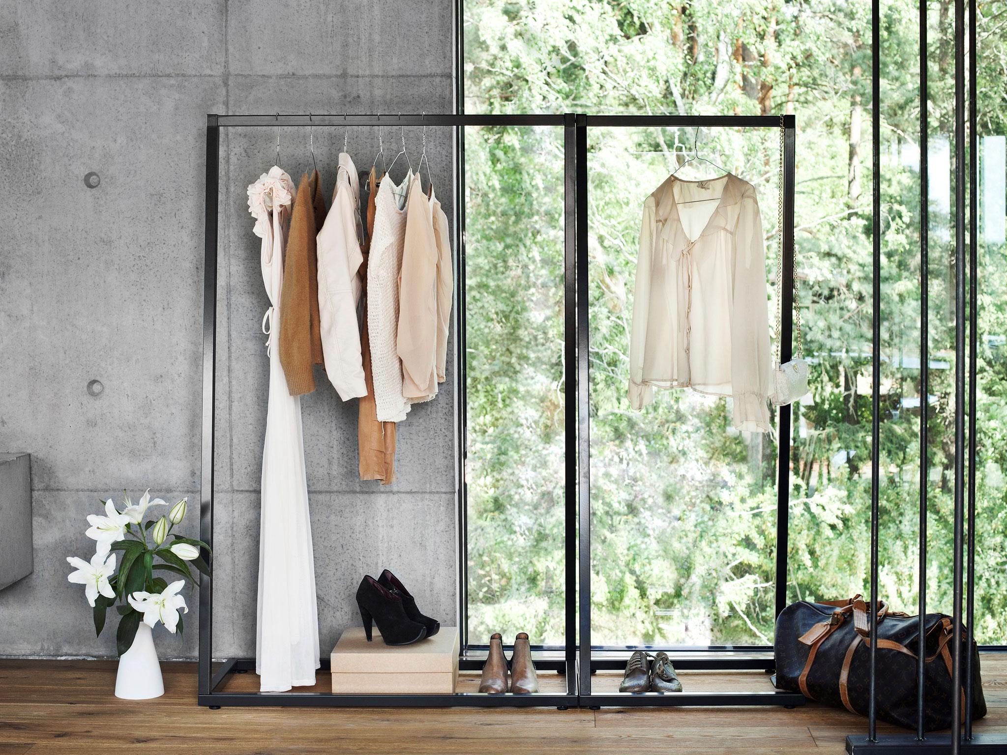 clothes hanging system