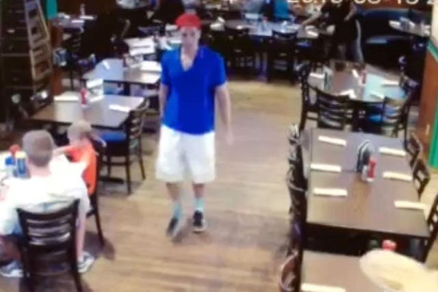 Surveillance footage shows Austin Harrouff leaving restaurant before alleged attack <em>AP</em>