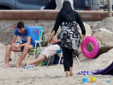 Burkini ban suspended: UN backs court ruling as right-wing politicians pledge to keep ban