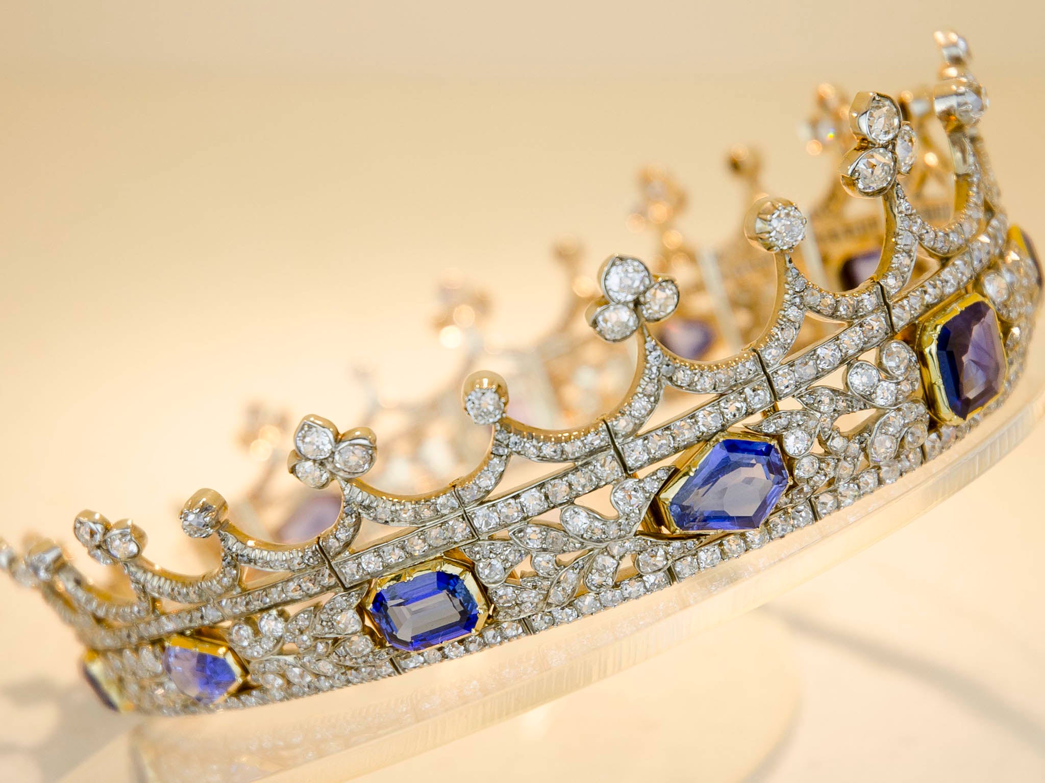 Prince Albert designed the coronet in 1840; it was made two years later at a cost of £415