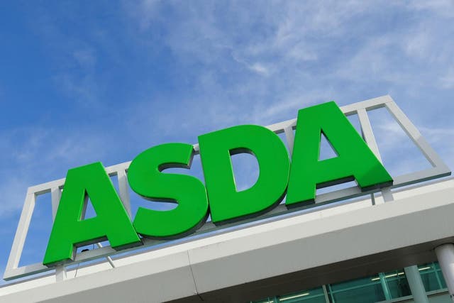 The employment tribunal judgment will allow more than 7,000 female staff in Asda stores to compare themselves to higher-paid men who work at warehouses