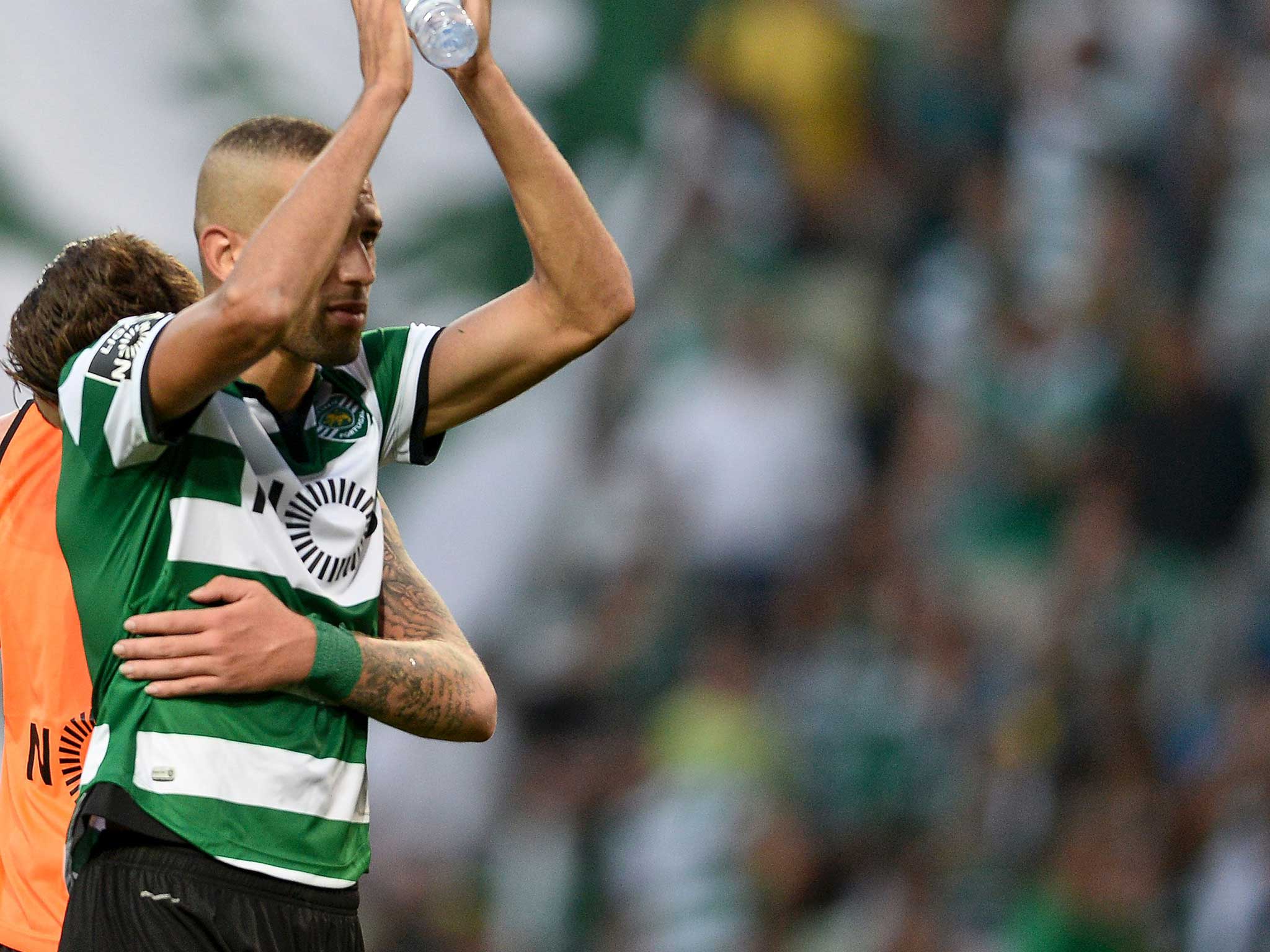 Islam Slimani thanks the Sporting supporters this weekend