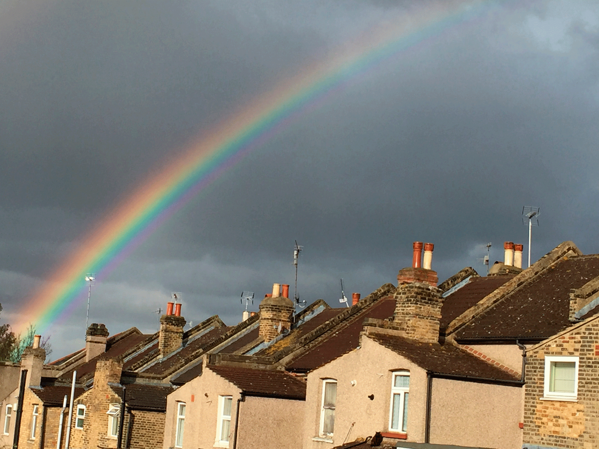 The potential savings are greatest in London, where the average monthly rent is £289 more than comparable mortgage payments